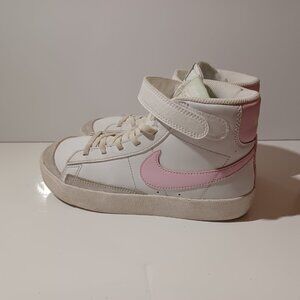 Nike Blazer Mid '77 Girls White/Pink Athletic Shoes Sneakers Size 2.5Y